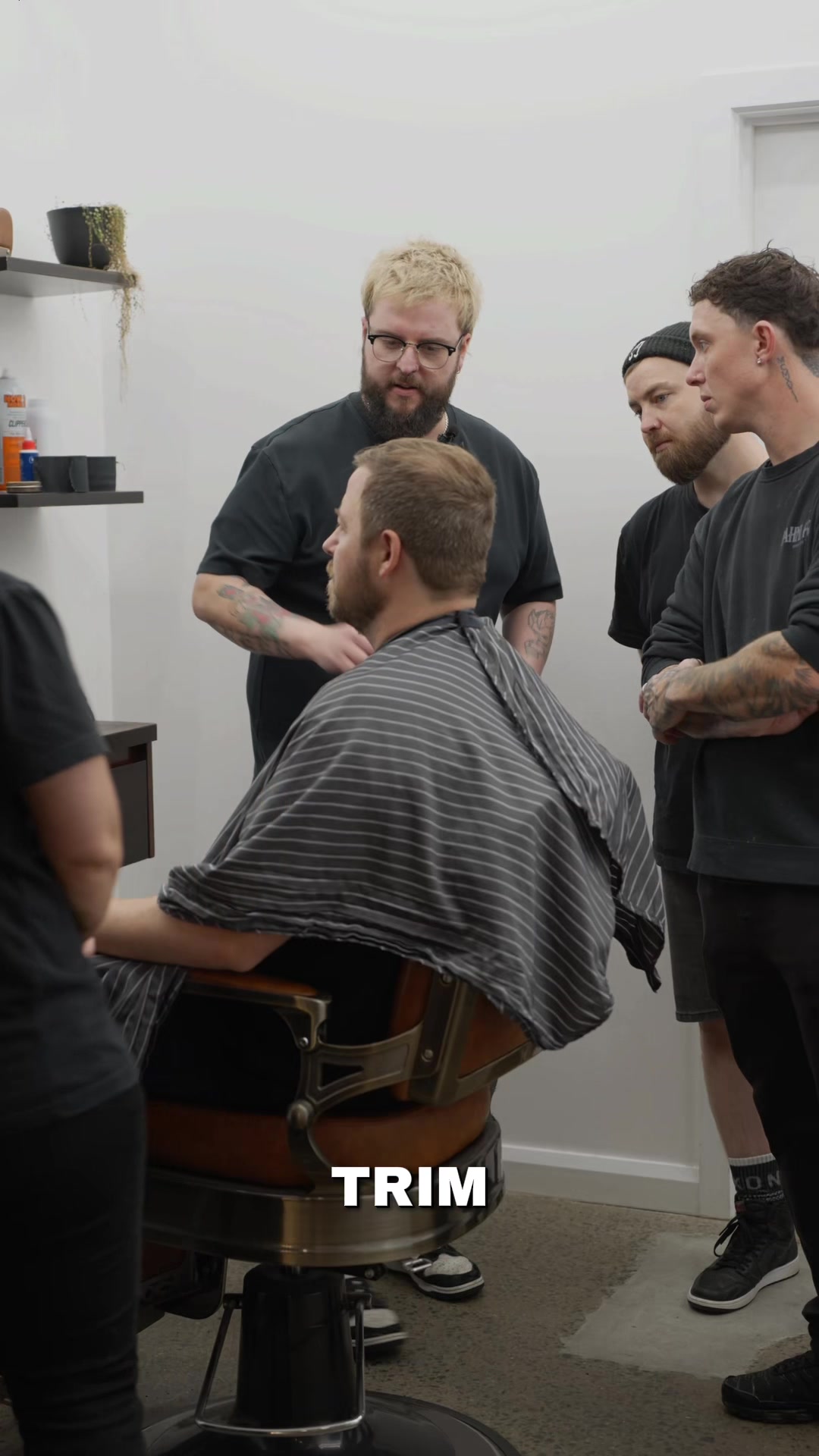 @MahniHair