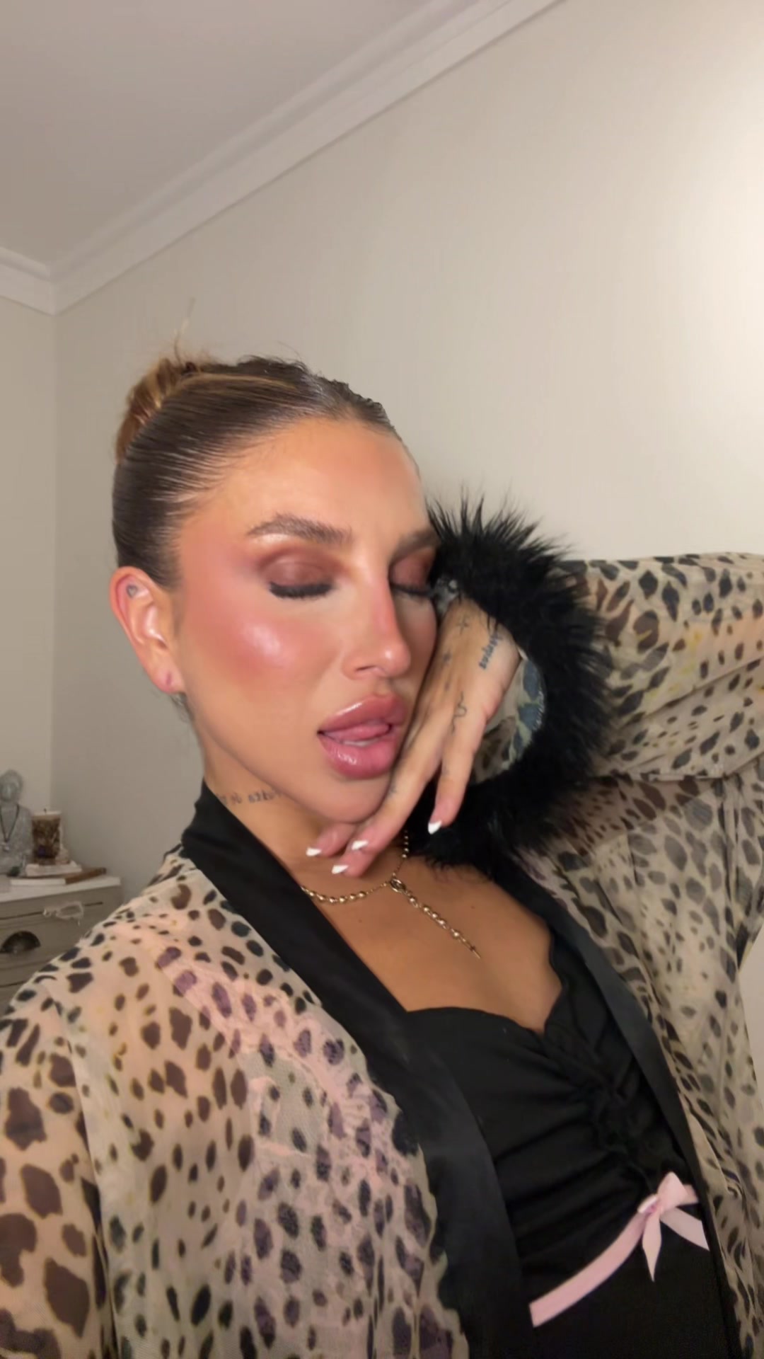 @Niverlly