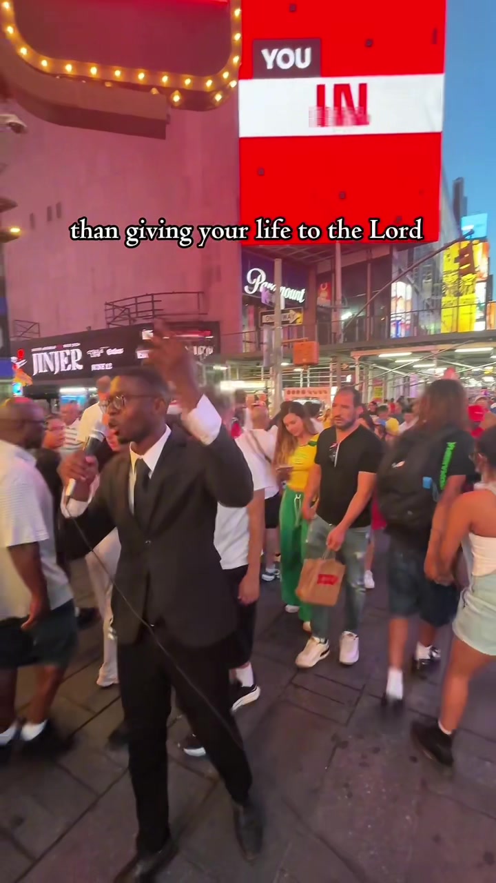 @Elijah Kargbo