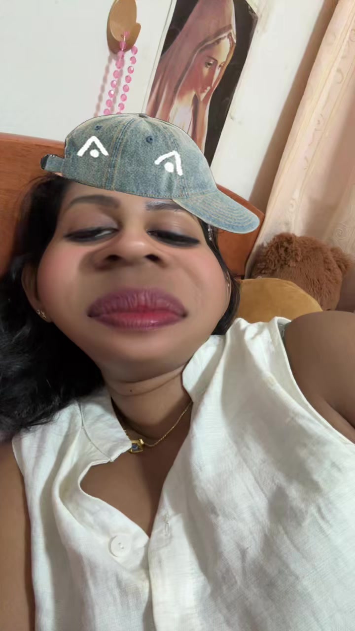 @๐๐ฆKISS GIRL๐ฆ๐