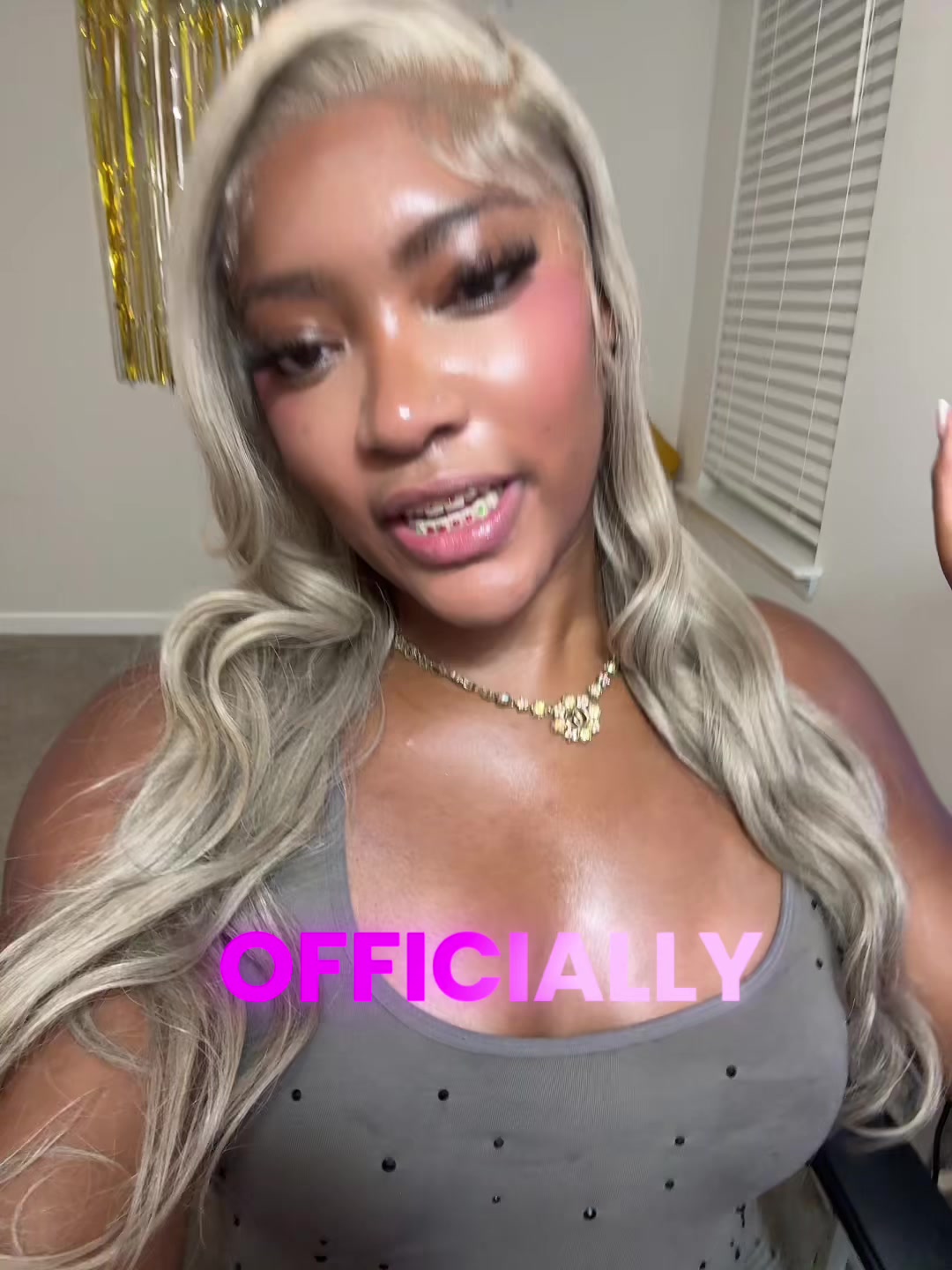 @๐ถ ๐ป ๐ธ ๐
๐
