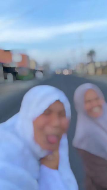 @Dewiku