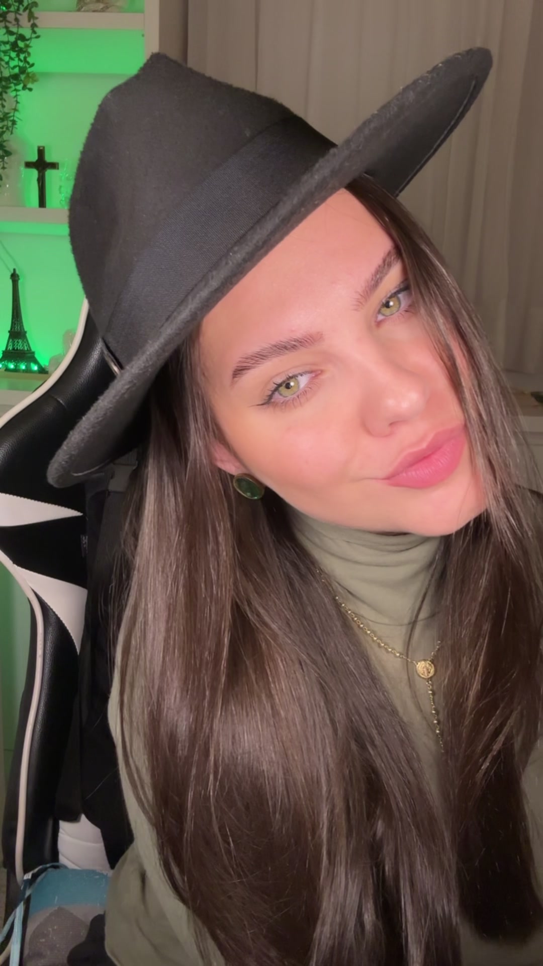 @Luiza Oliveira ๐