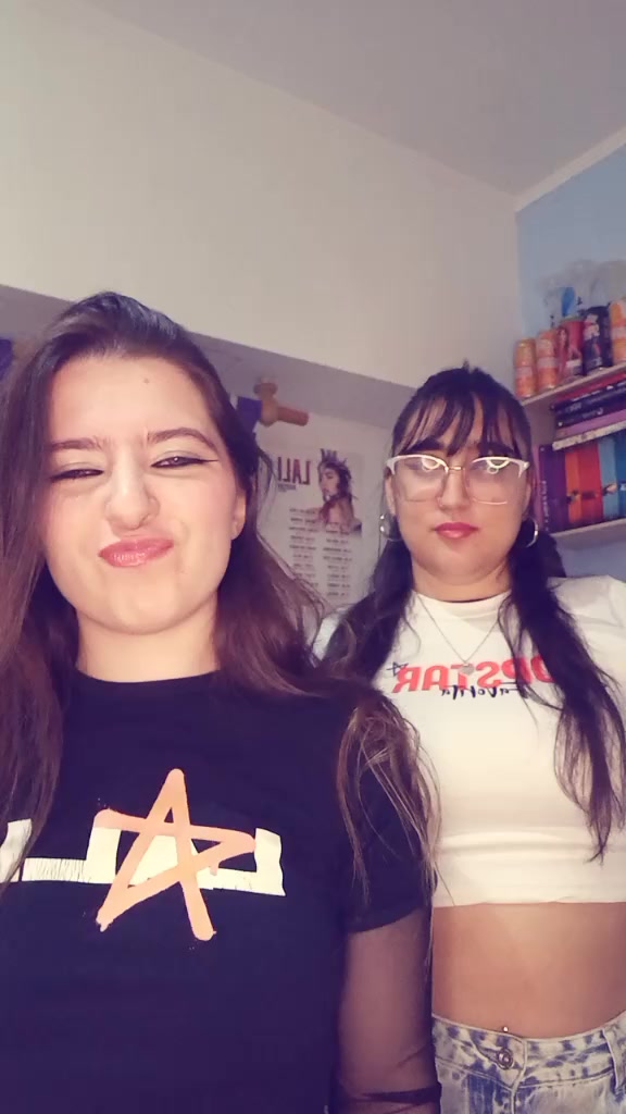 @Cande♡