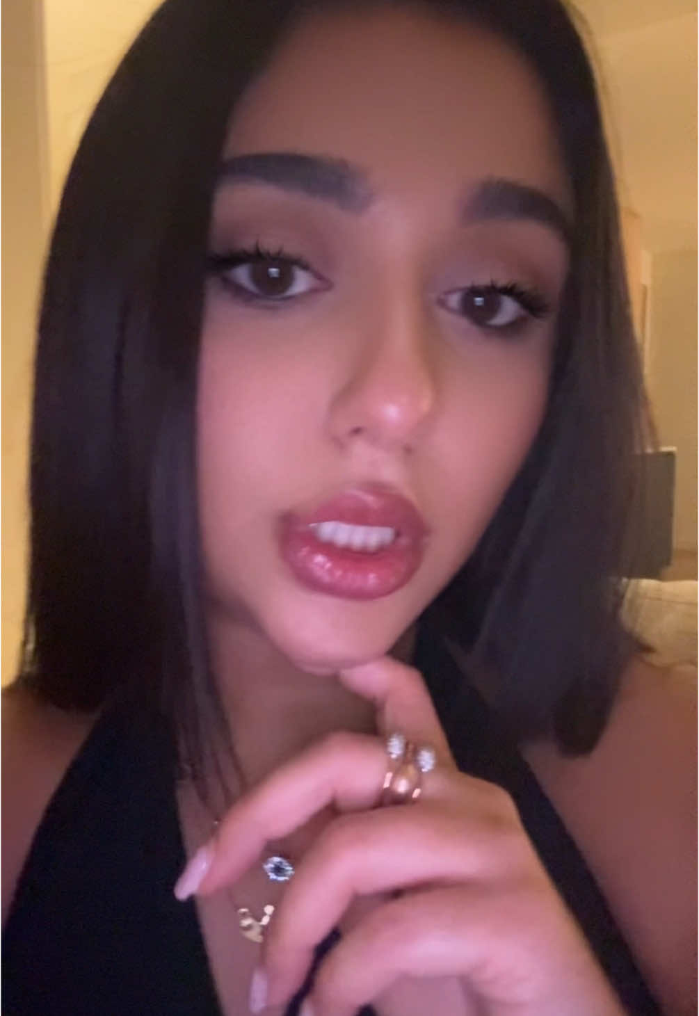 @Neeksters