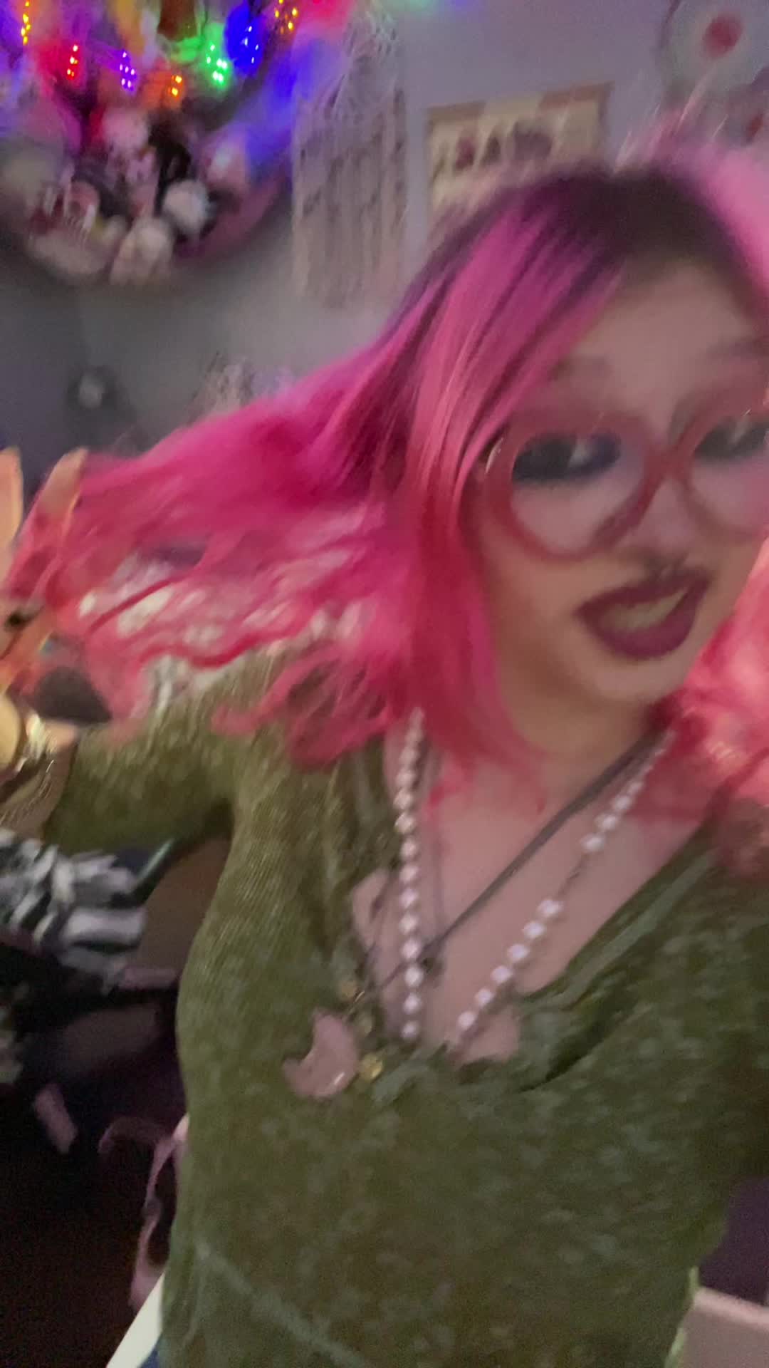 @hisadicakez