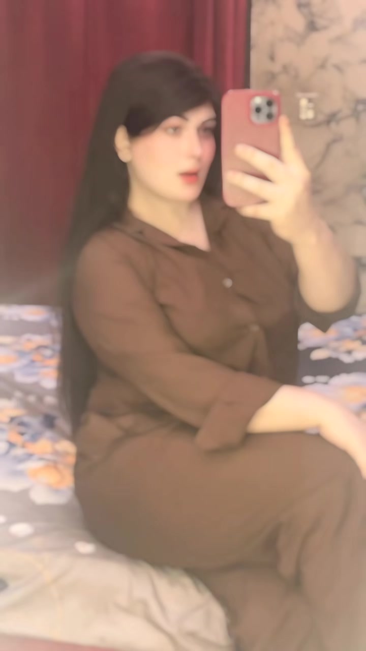 @Alizay_shah