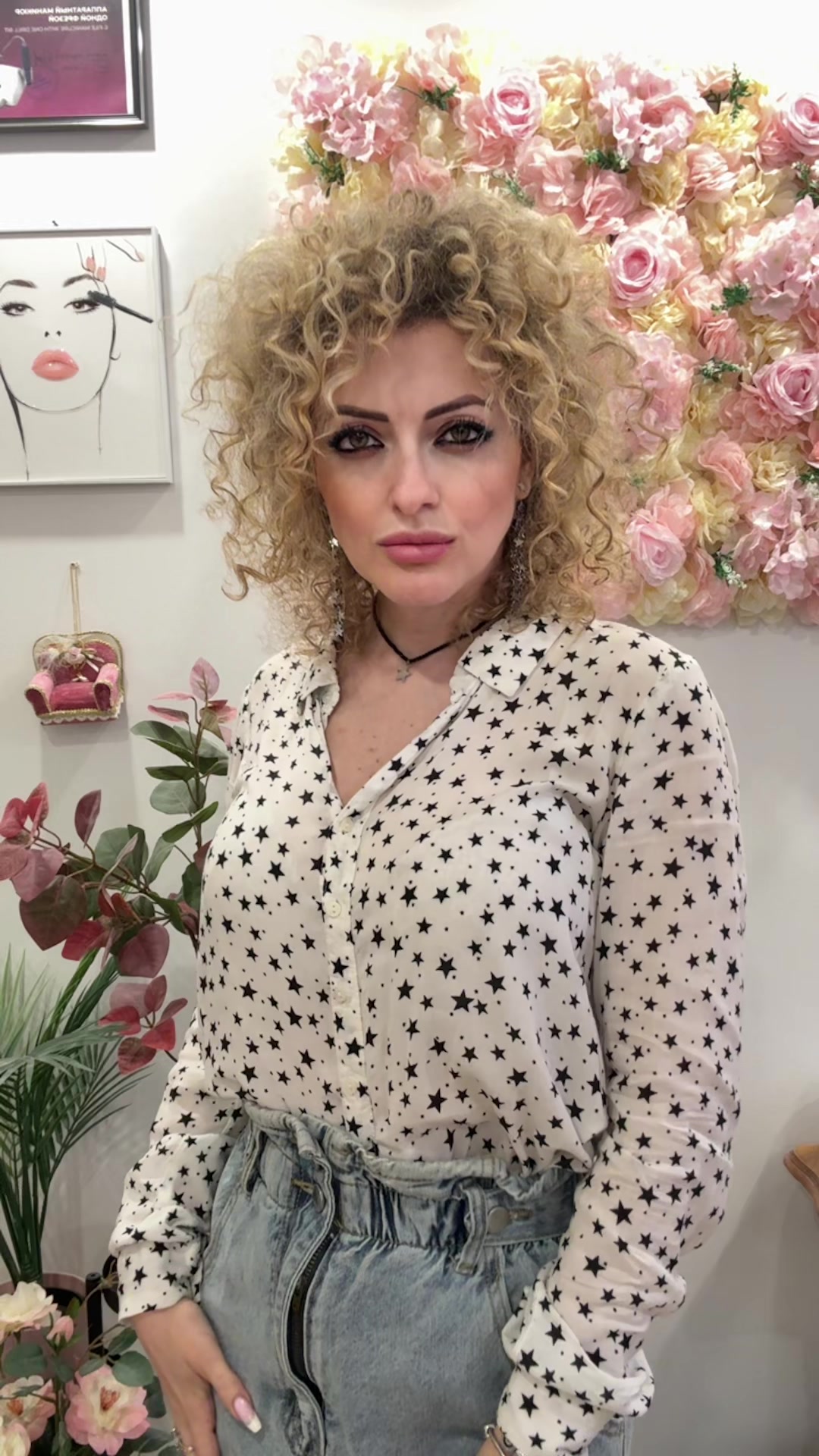 @_Sofia_