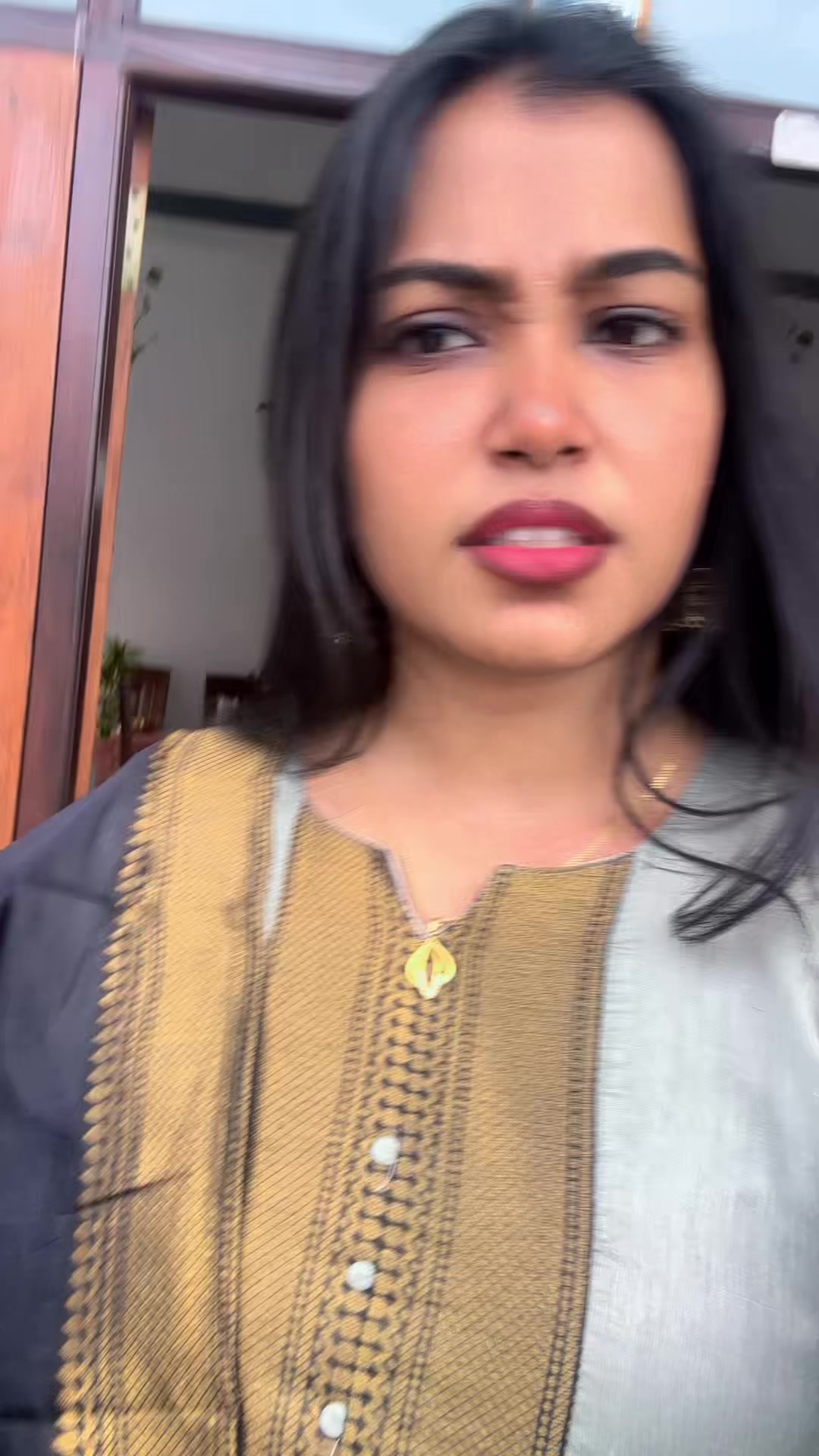 @Gayathri🦋👀