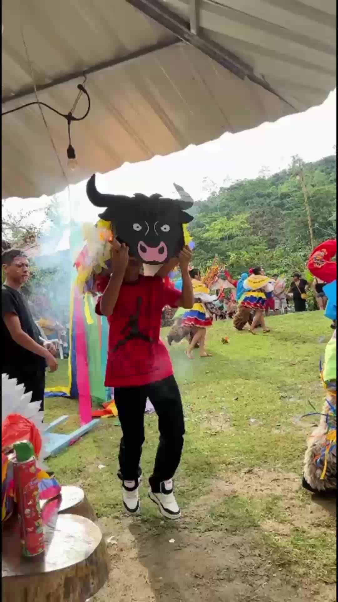 @Corazón Folklorico Gallo Giro