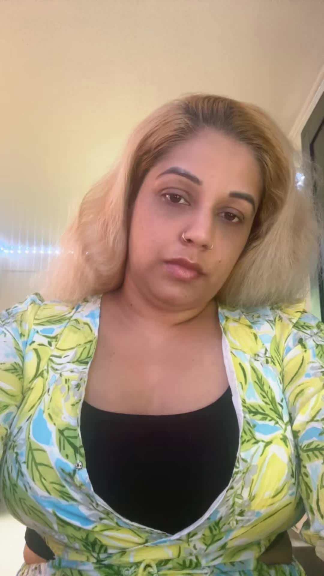 @⭐️lusciouslipz🇸🇷🇮🇩🇬🇾