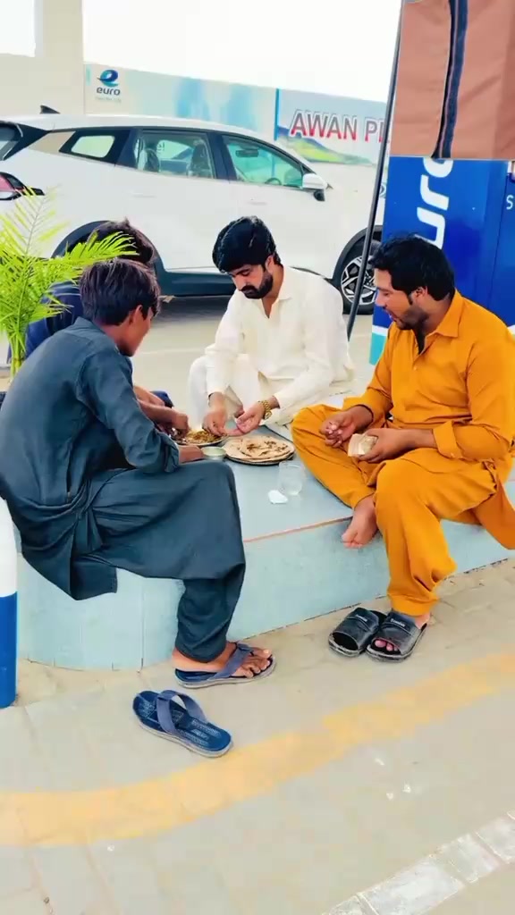 @منور سمبلی ہڈالی