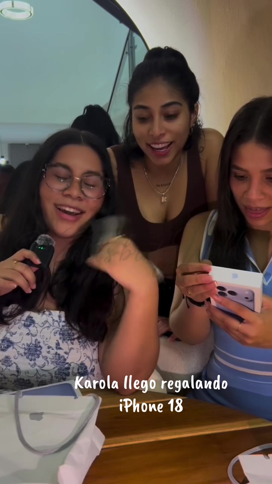 @karolaBratzworld