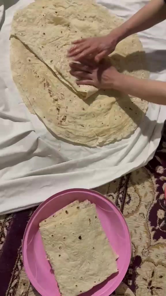 @k&ouml;yl&uuml; kızı,,