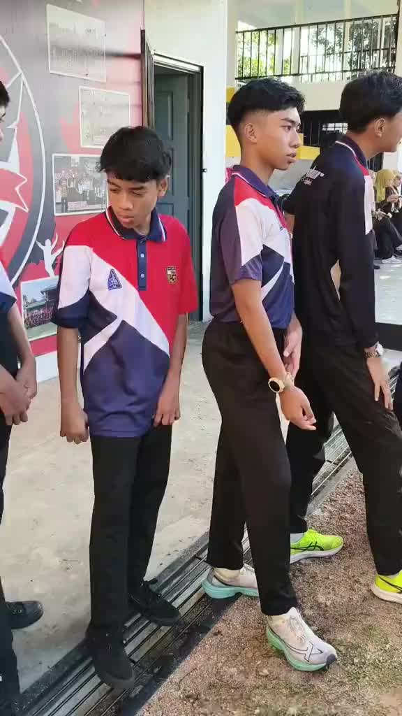 @Queen01