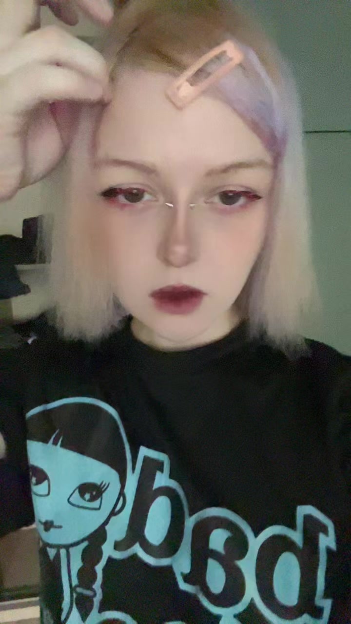 @_