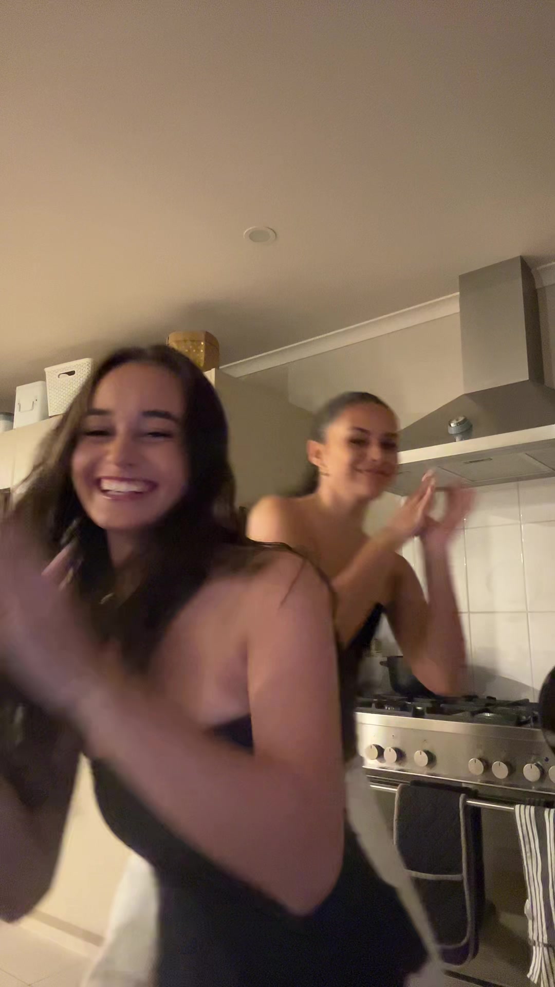 @6packofdivas