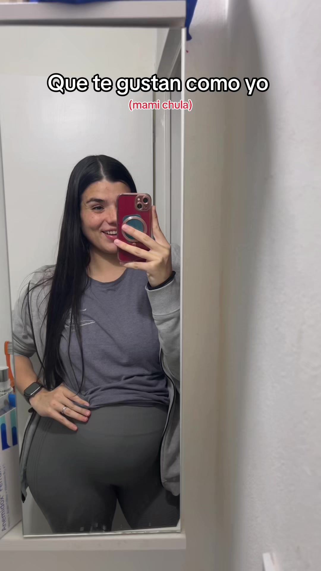 @Lacolii