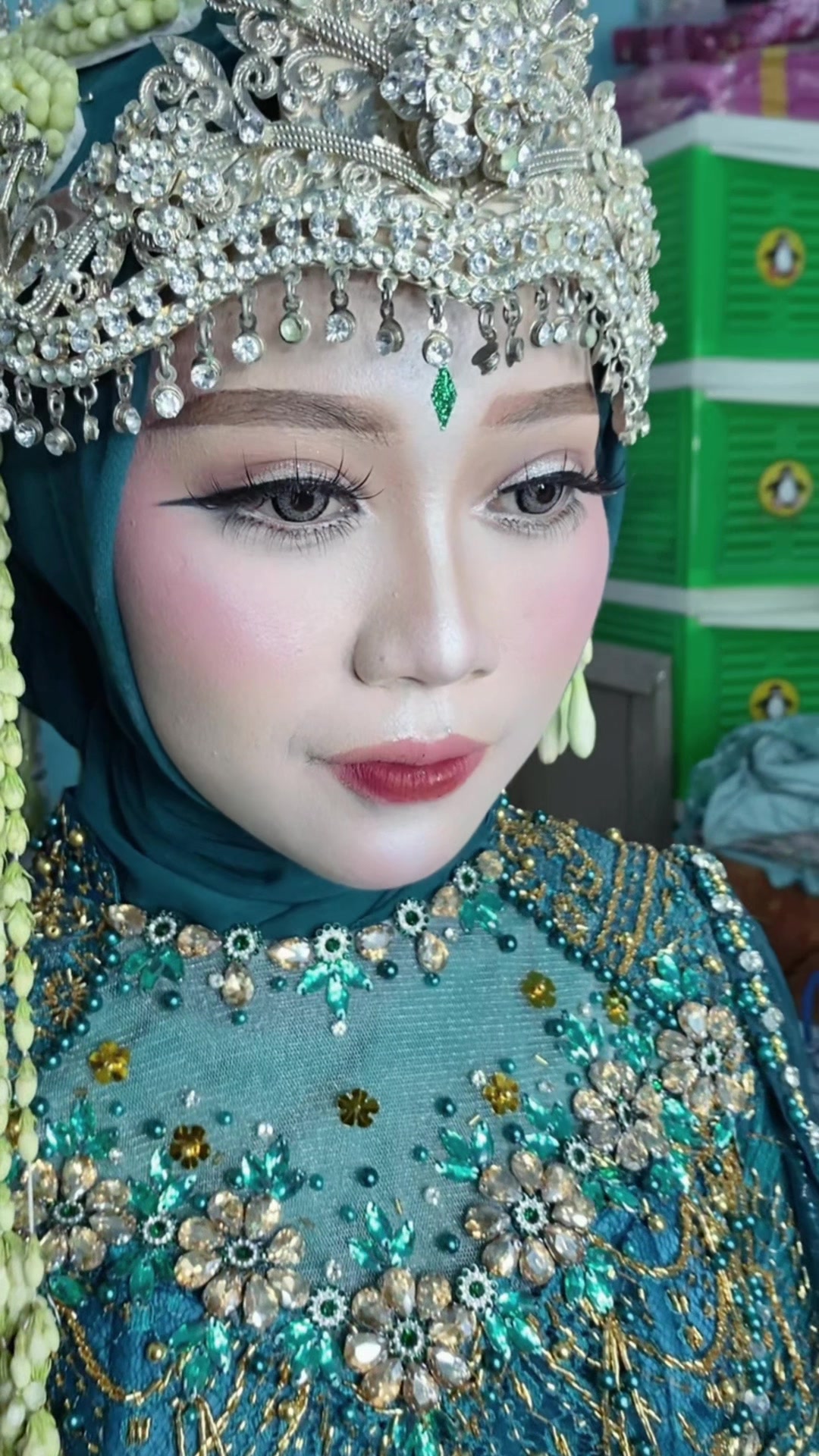 @nazma&ensp;makeup