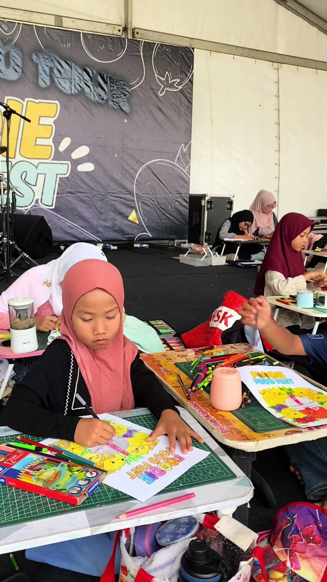 @Foodie Food Fest