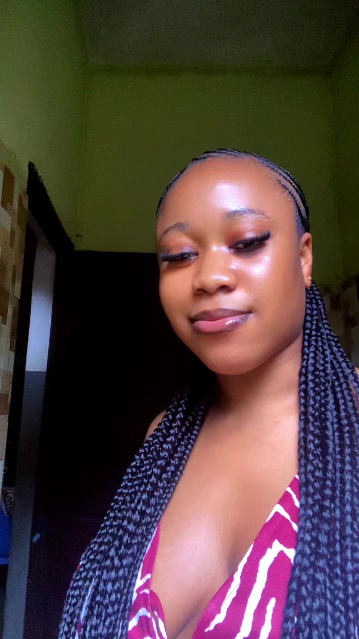 @౨ৎ Temi 🎀