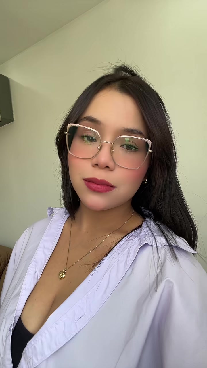 @Bella<3