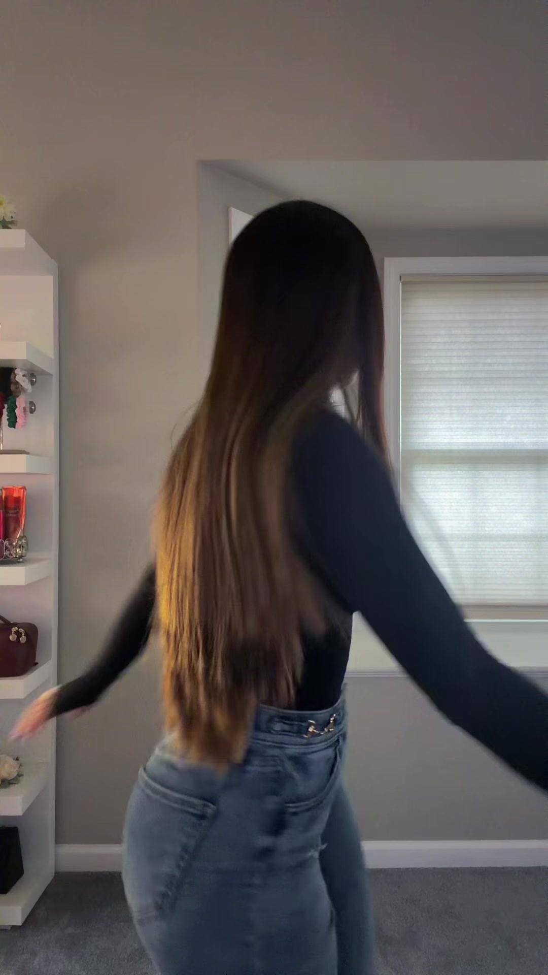 @Jhoanaa