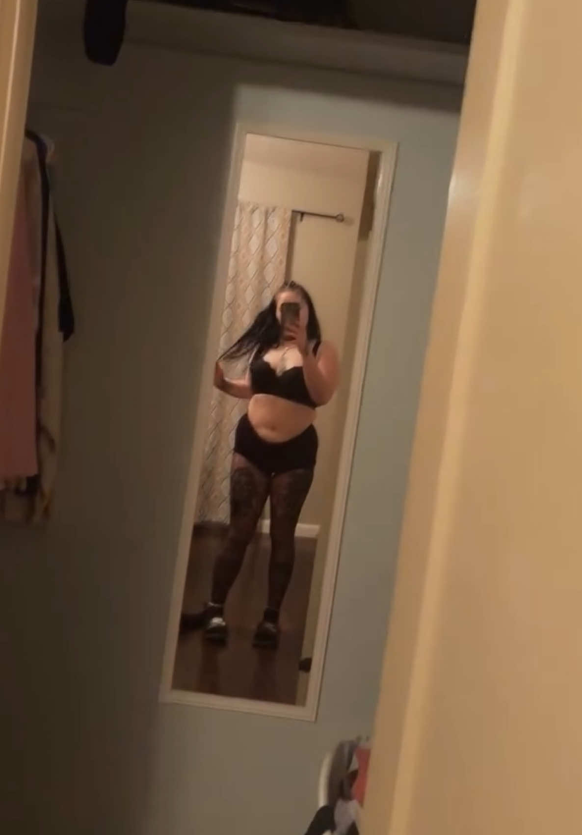 @honeylove100_