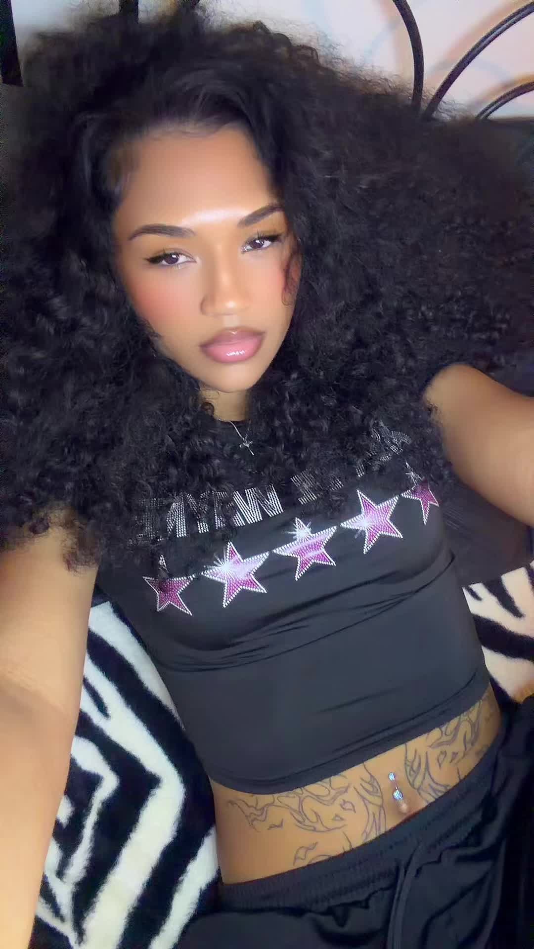 @_KiarraB