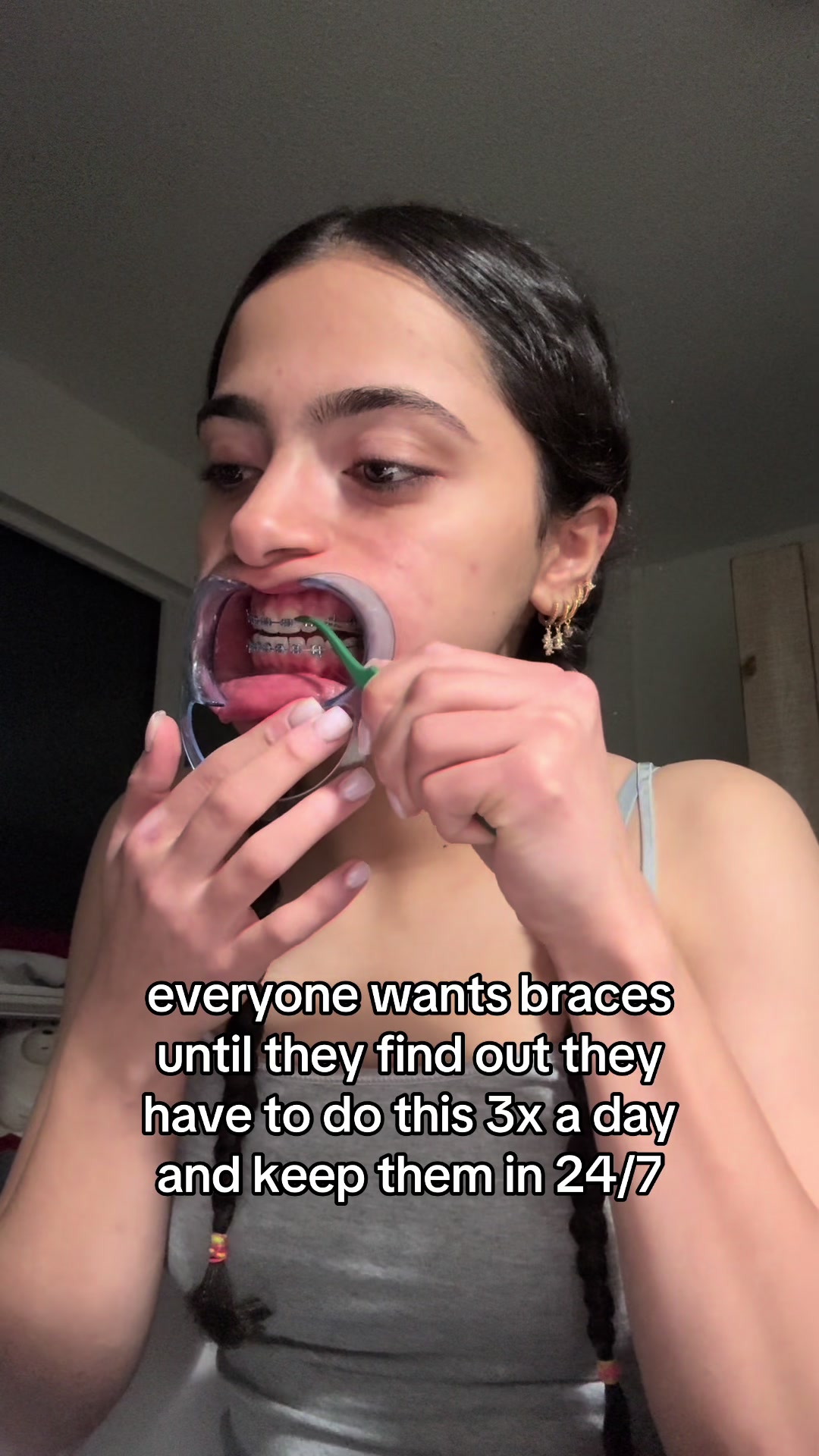 @victoriaintisar