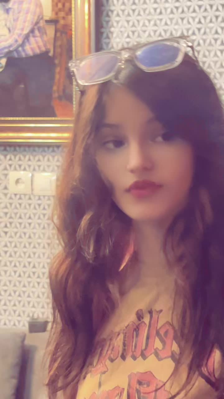 @𝐘𝐀𝐌𝐍𝐀🧟♀️