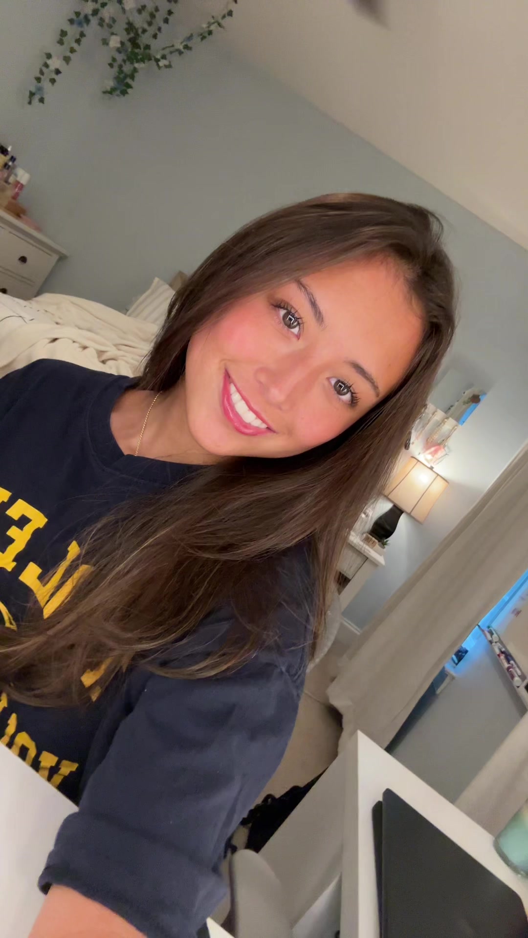 @helllloooo