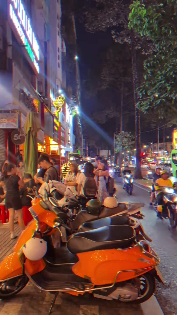 @MOGGUMOENG QUẬN 1