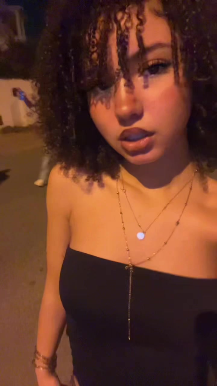 @Riri