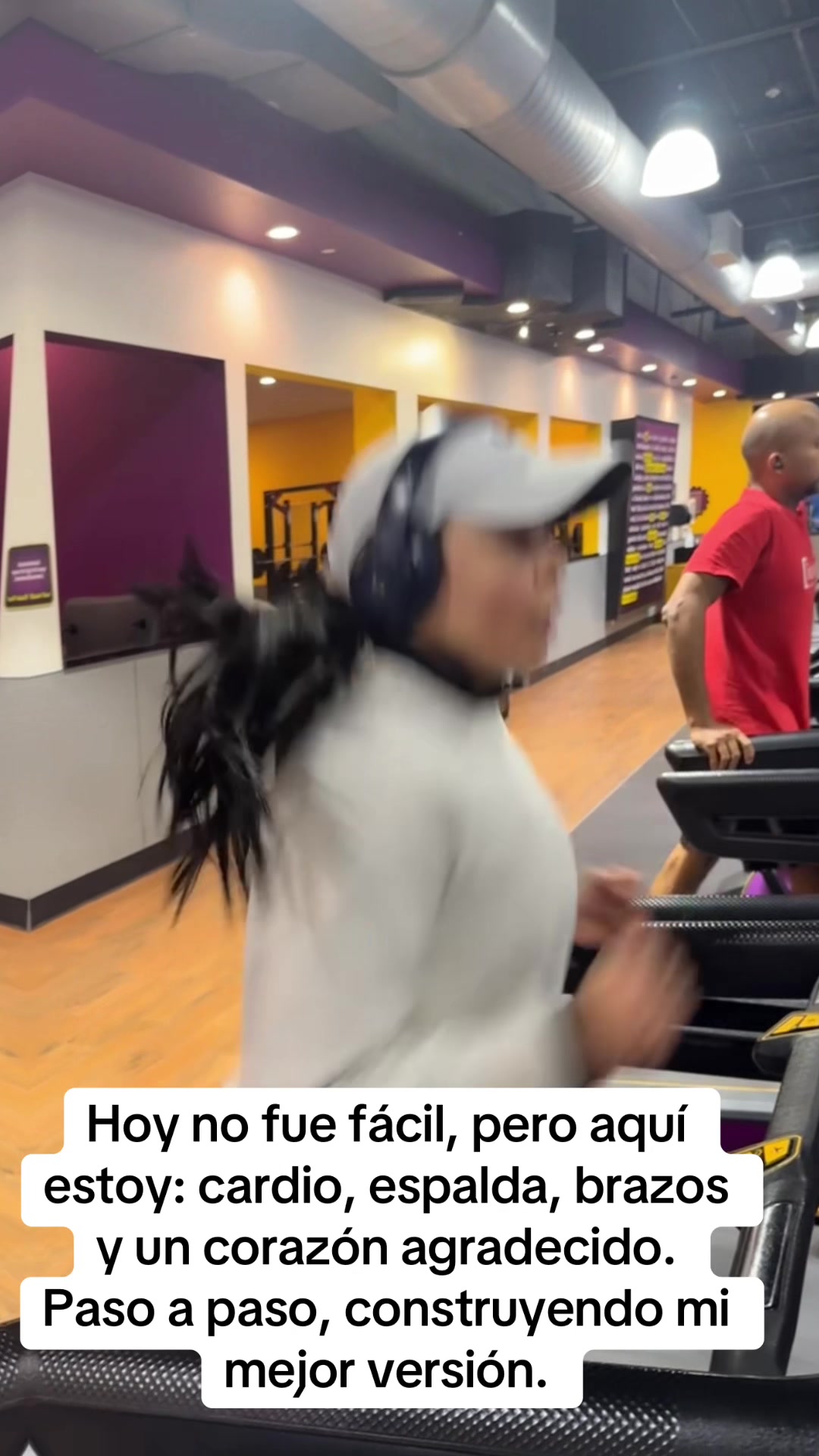 @esterhernandez