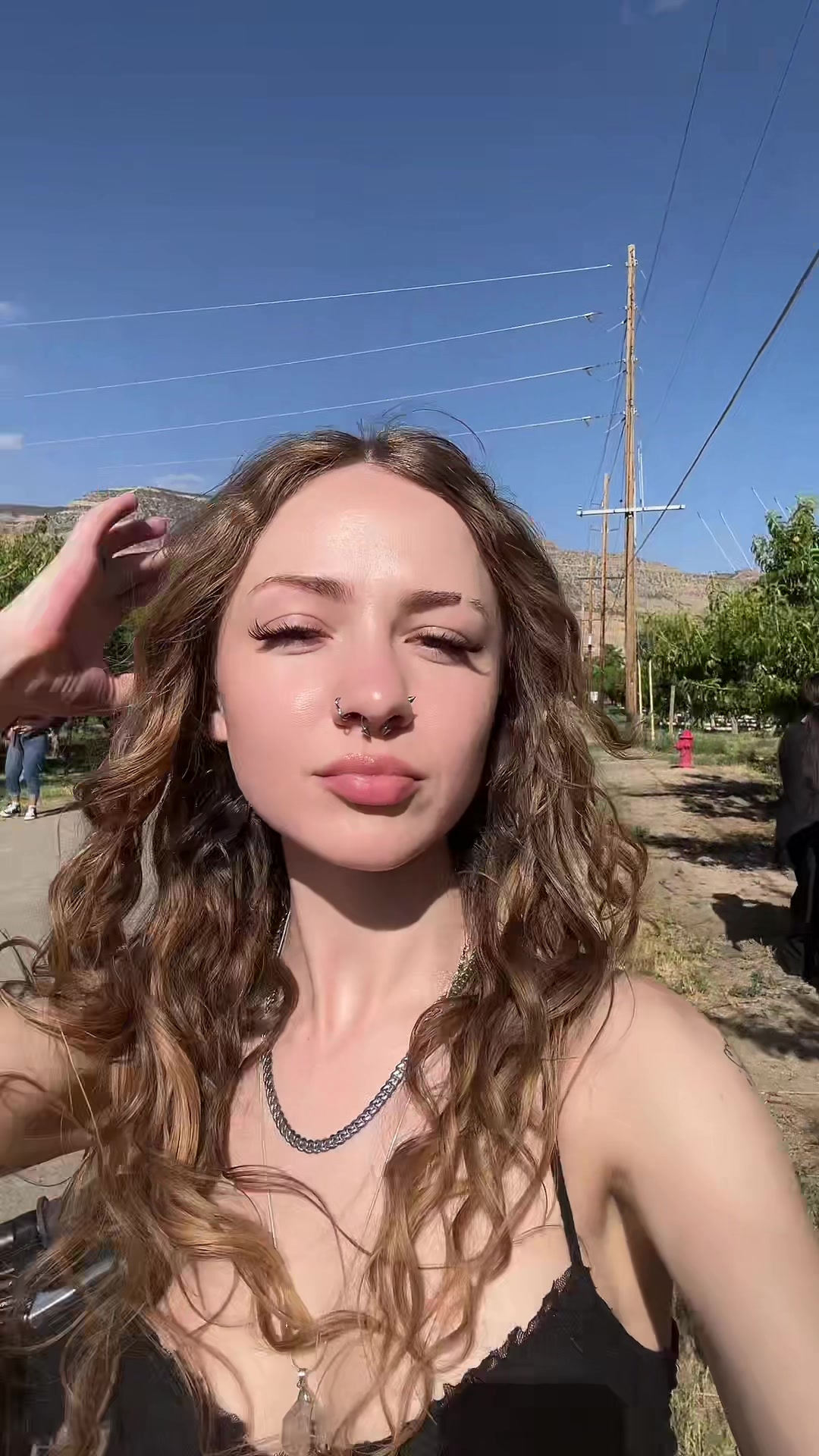 @𝔞𝔫𝔤𝔢𝔩