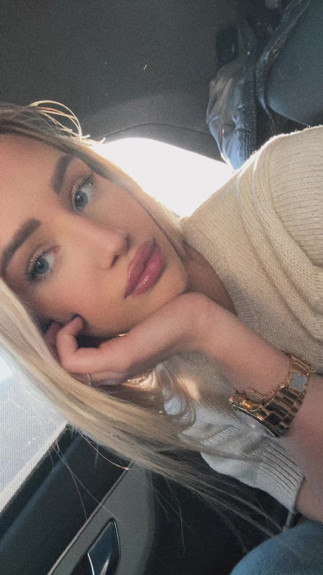 @vanjazvicer