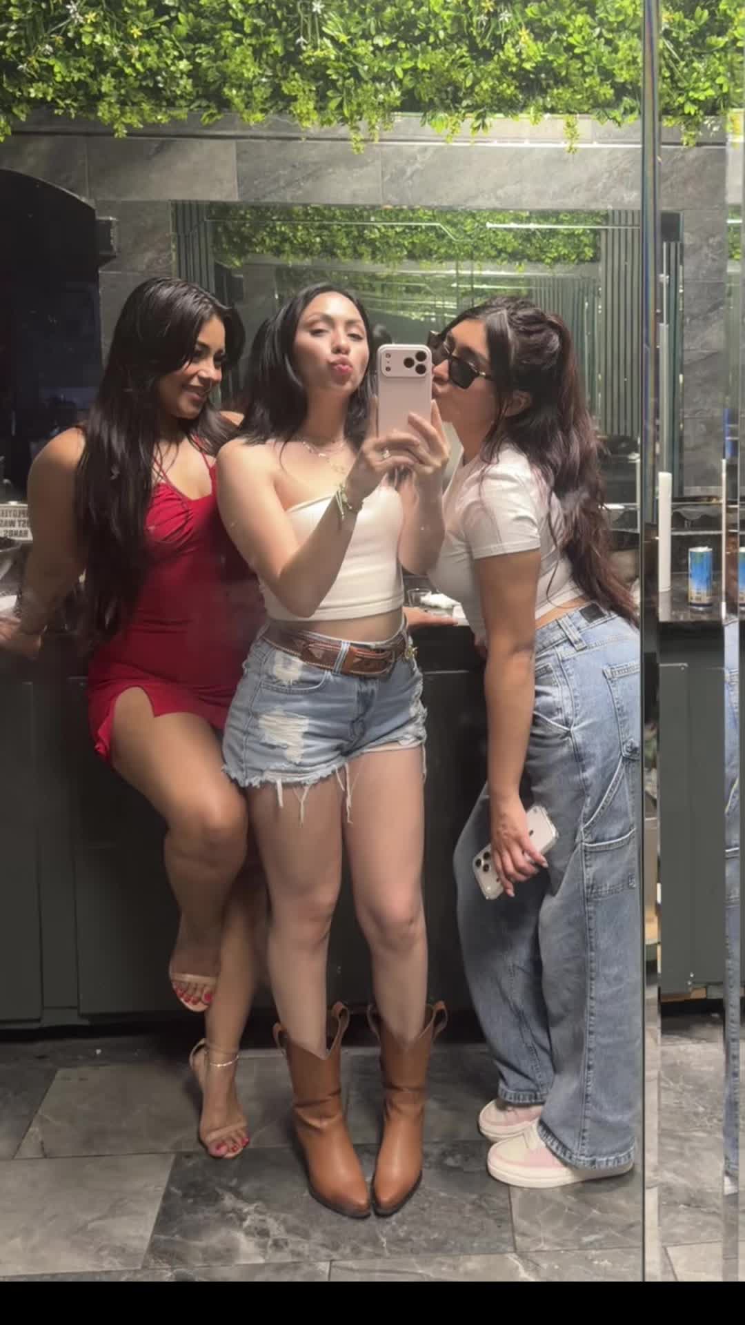 @La_nenadeatl_
