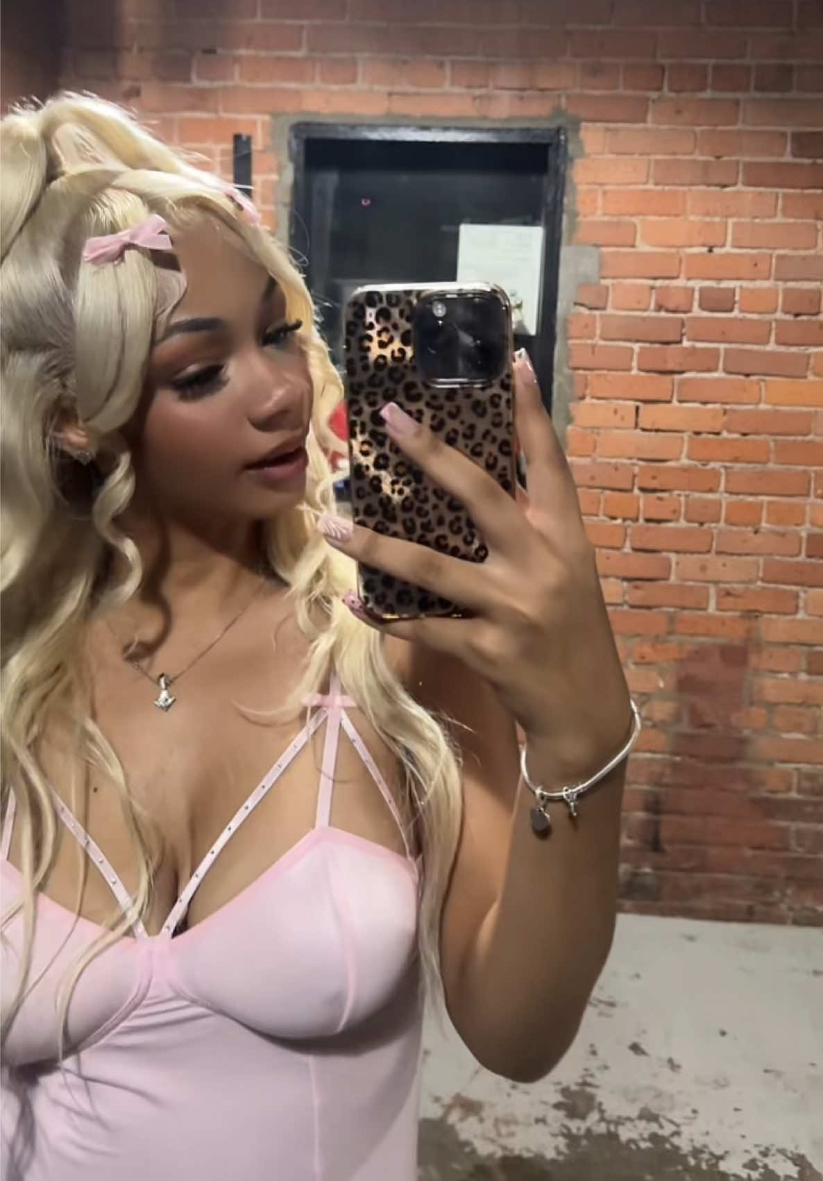 @NINA BELLA