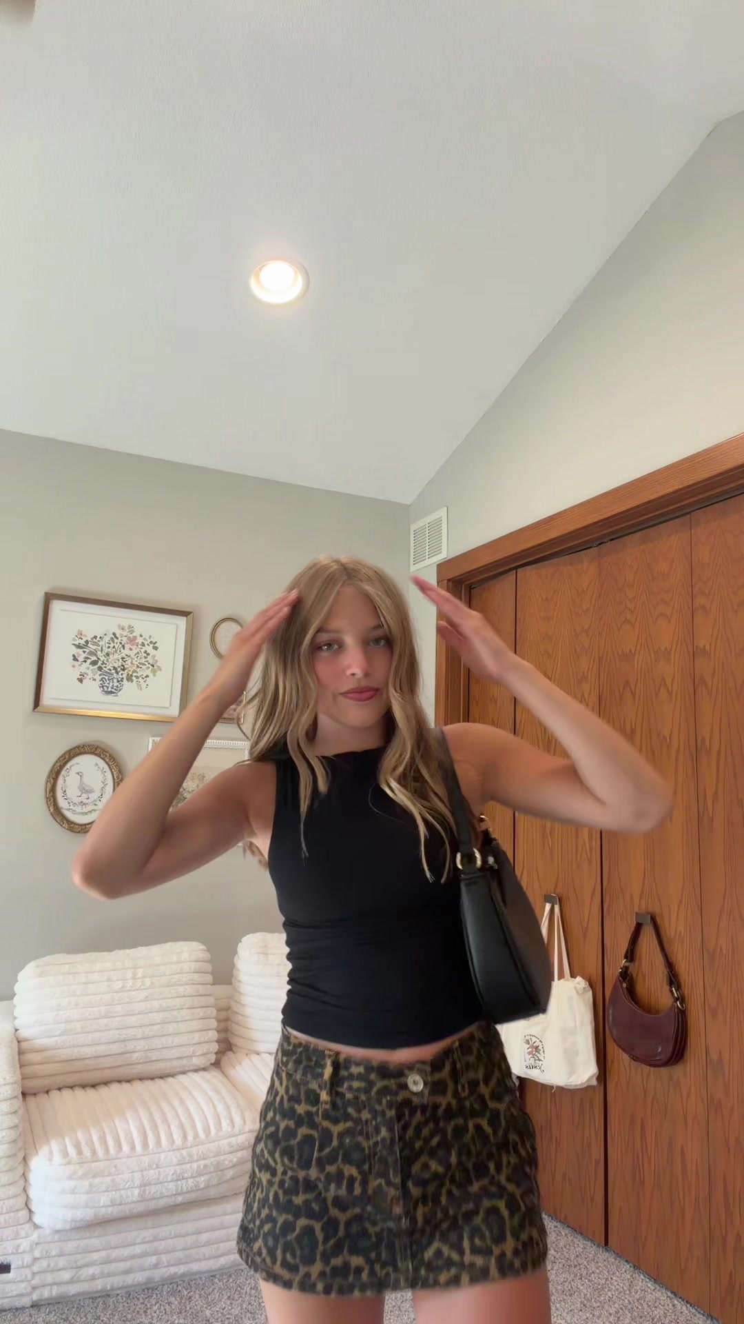 @AMYABLOHM