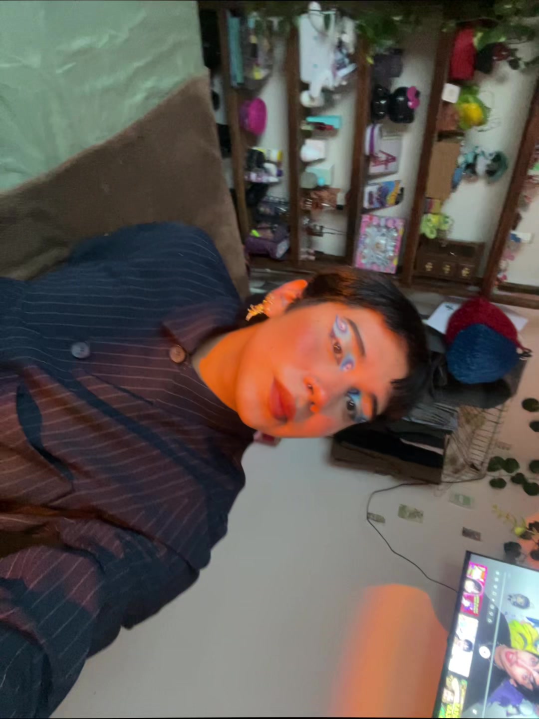 @Ari