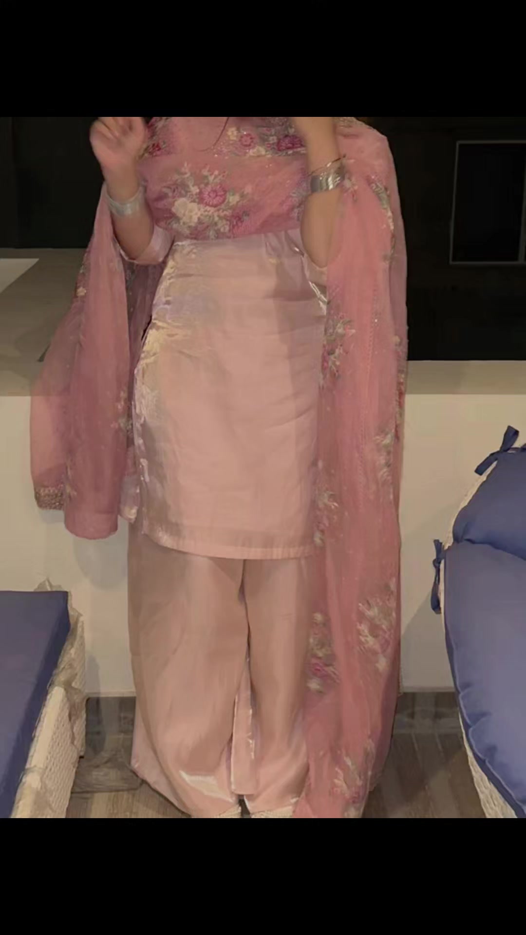 @Ai wali ladki