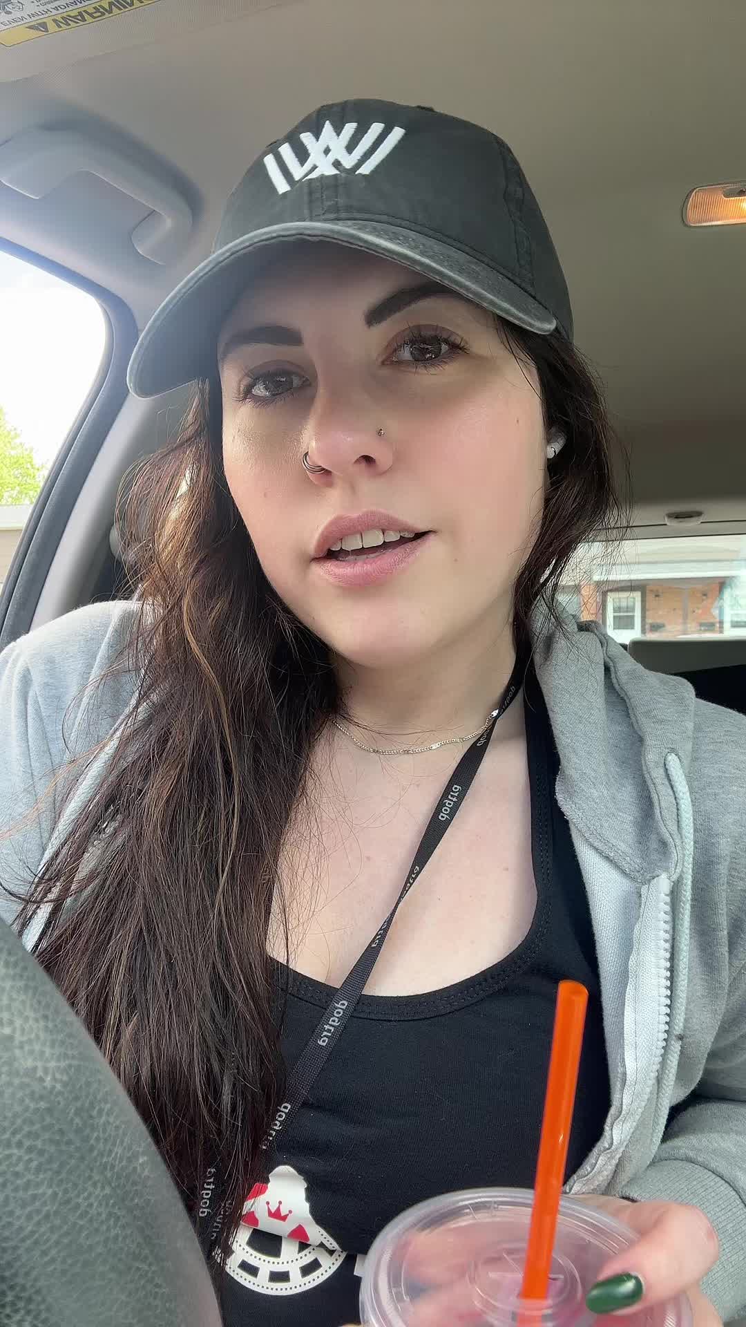 @heather herington🎙️