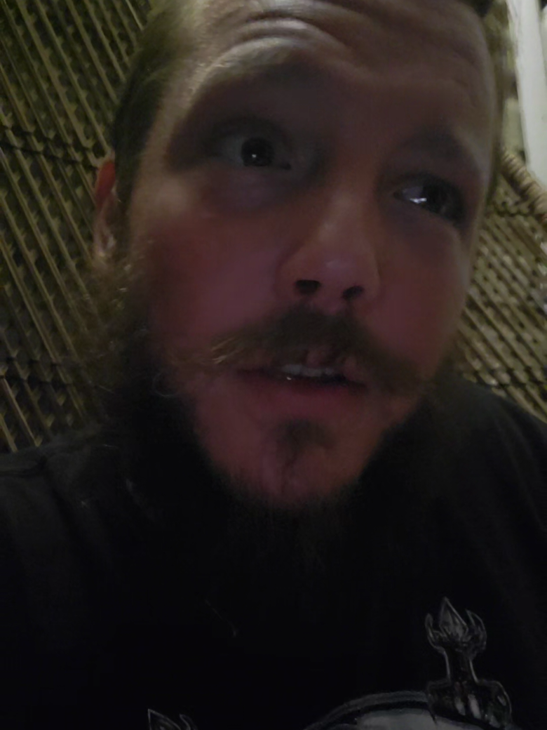 @ArtRoosterbot