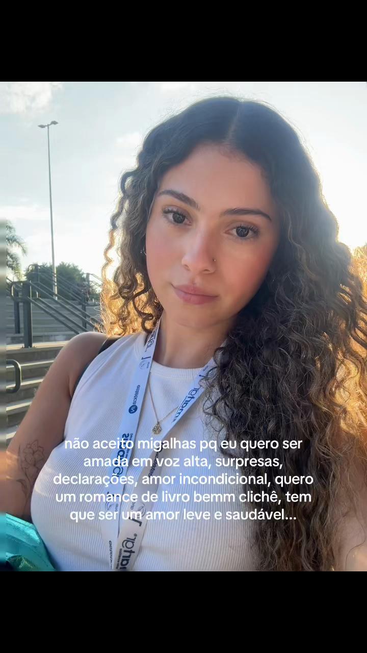 @maduximenes._