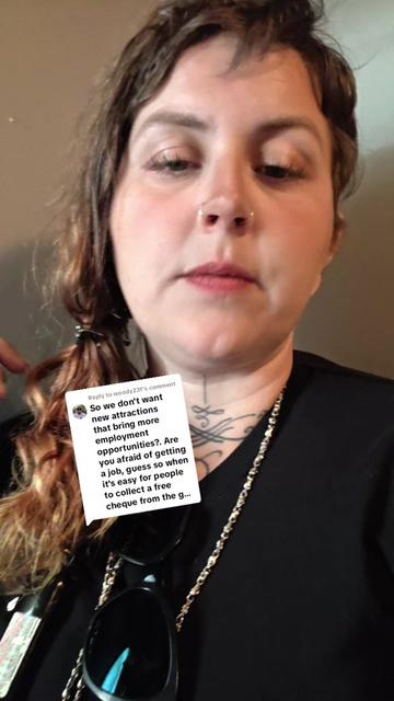 @Cait 🇨🇦✊️