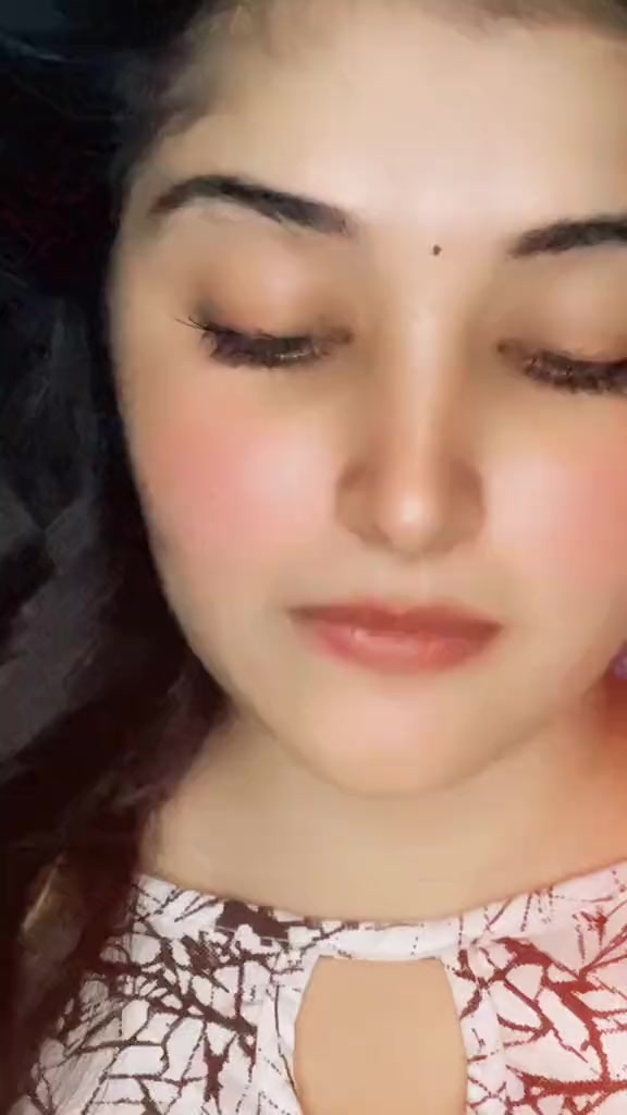@නිෂූ | Nishu | நிஷு 🦋