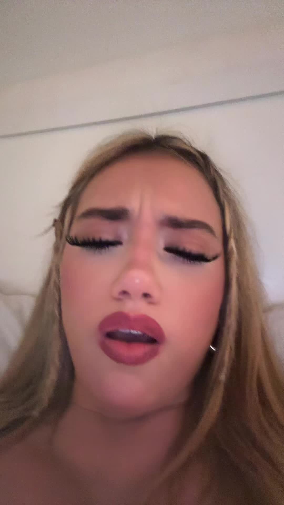 @mena.lux.delamatyr