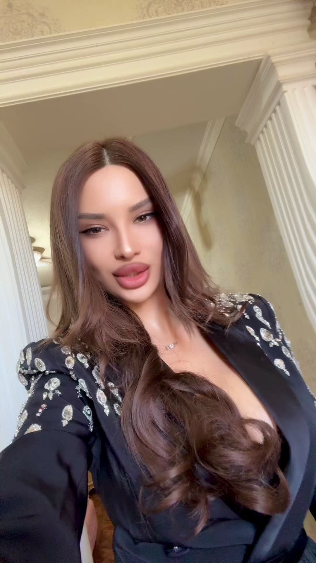 @Vika Khartchamadze💫