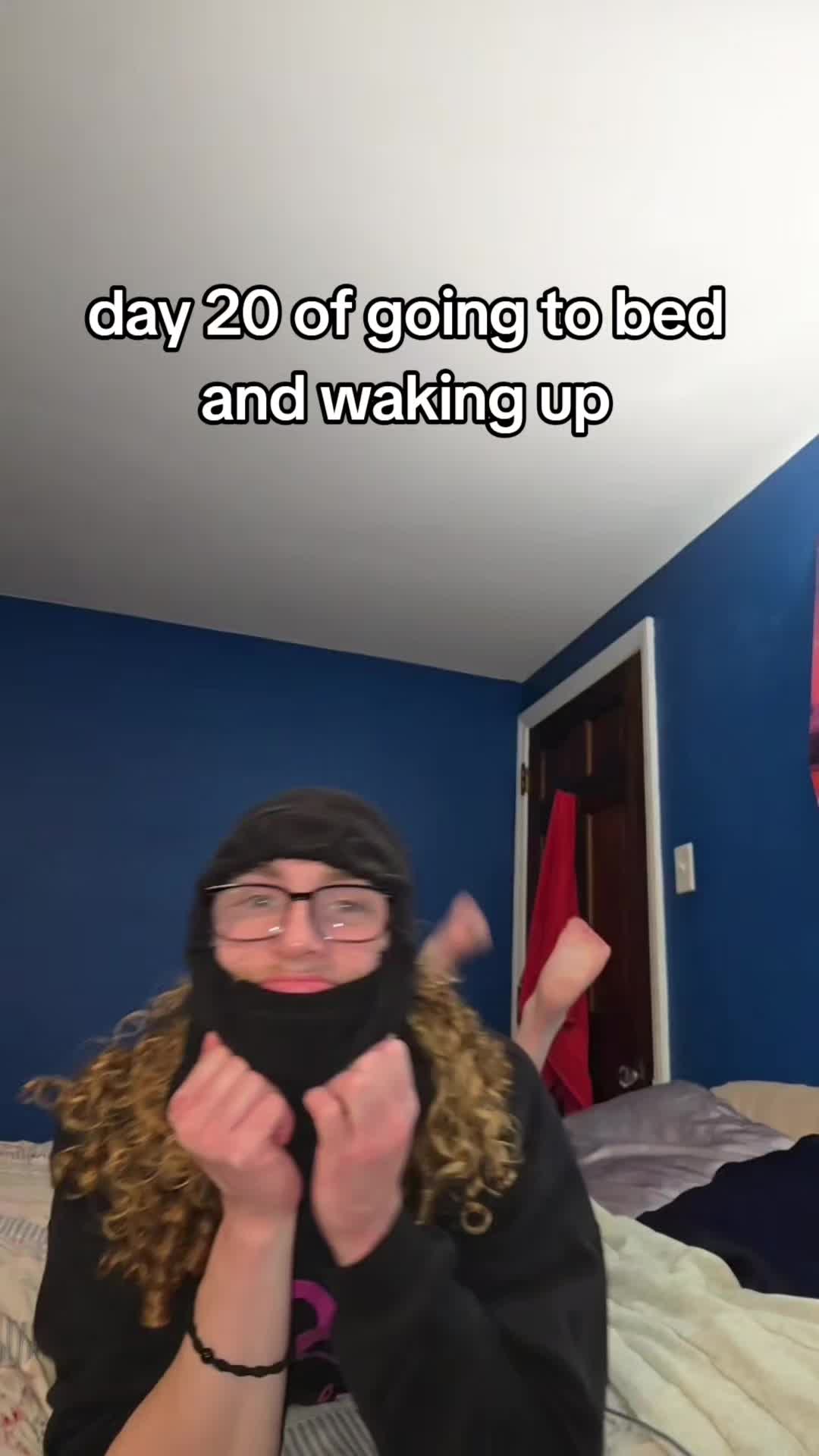 @GoldieGl0cks